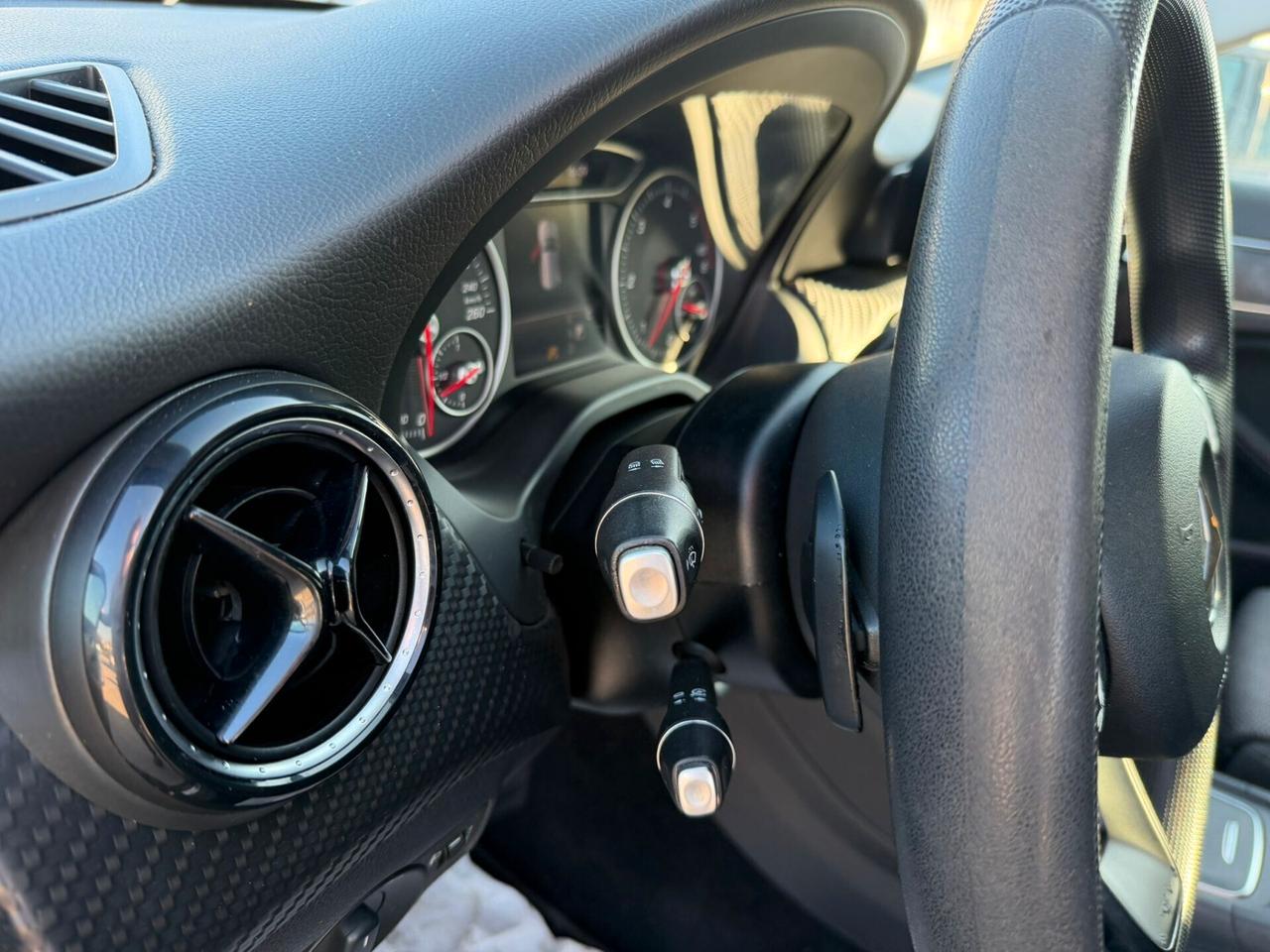 Mercedes-benz GLA 180 d Automatic Business