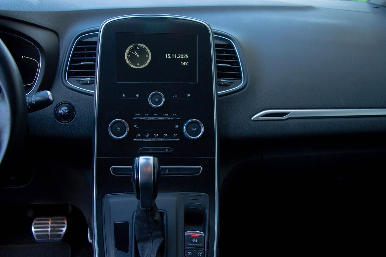 Renault Scenic AUTOMATIC PREMIUM