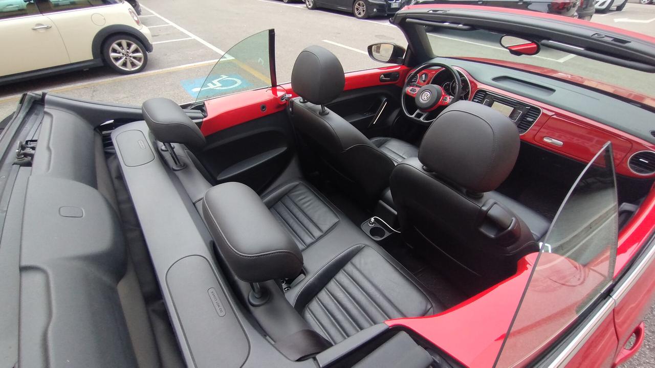 Volkswagen Maggiolino Cabrio 2.0 TDI Sport BlueMotion Technology