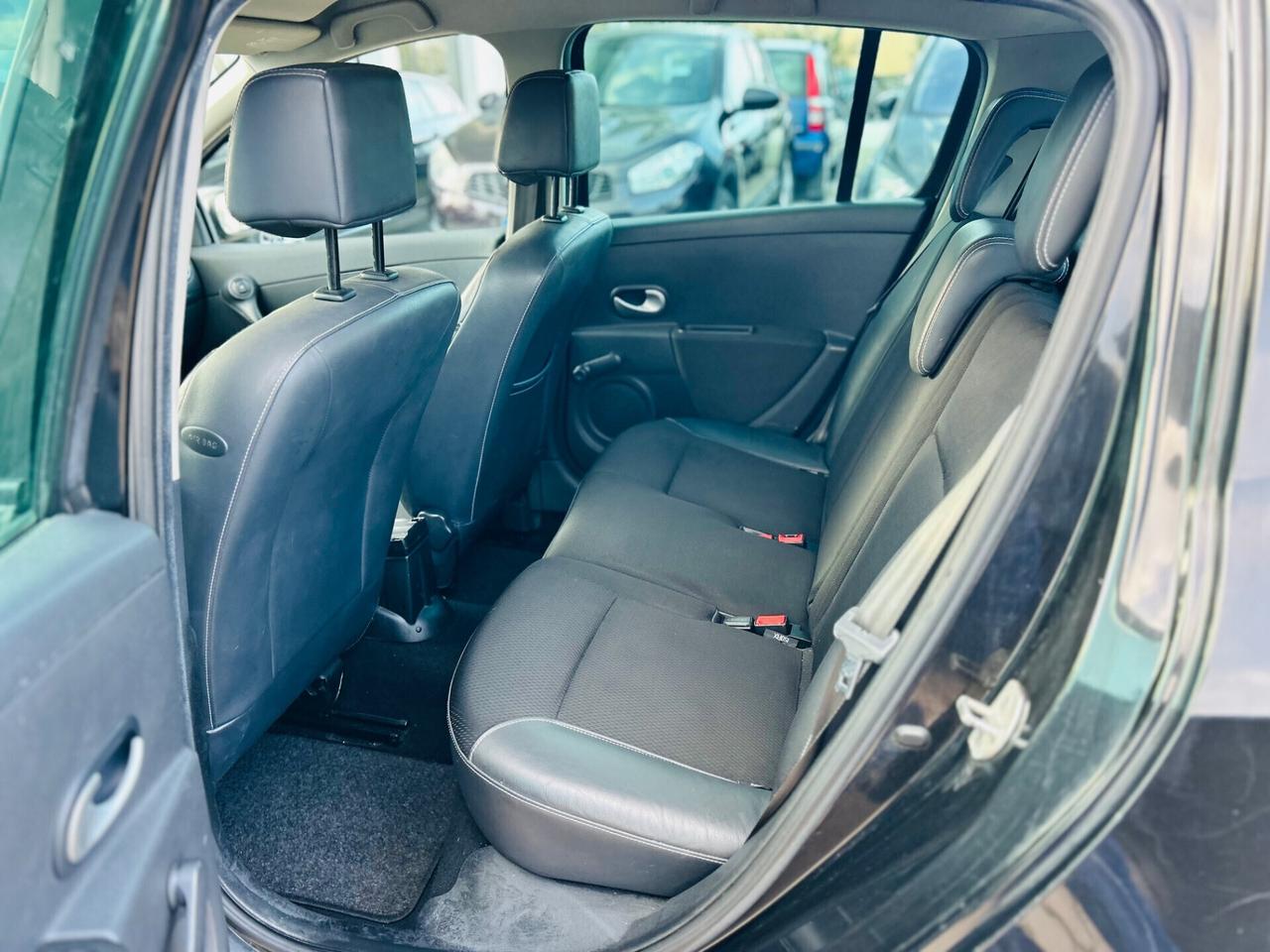 Renault Clio 1.2 16V 5 porte Le Iene