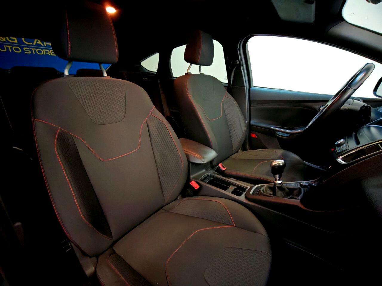 Ford Focus 1.5 TDCi ST-Line 120cv Euro 6B