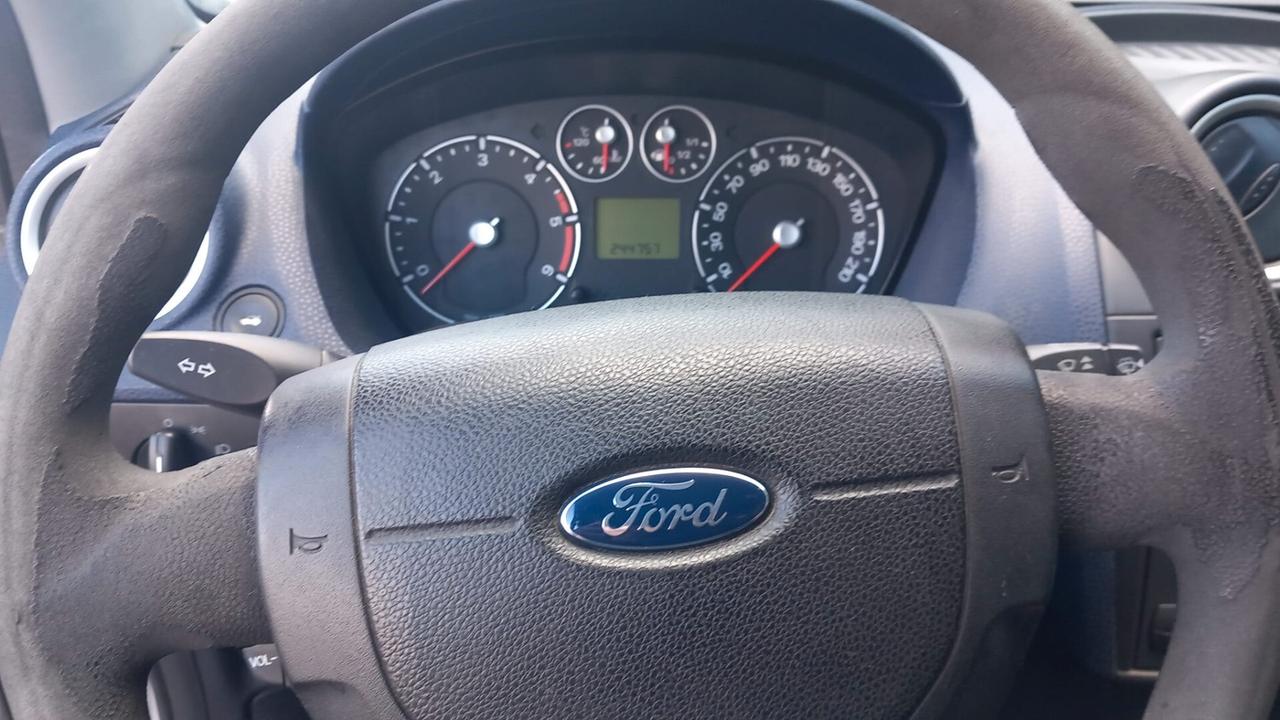 Ford Fiesta 1.4 TDCi 5p. Titanium