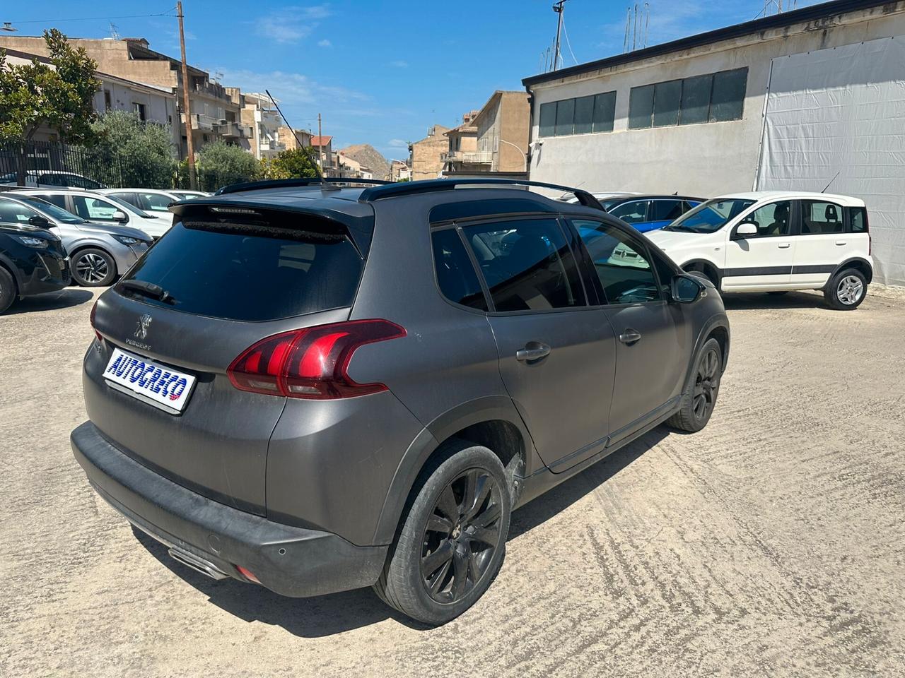 Peugeot 2008 BlueHDi 120 S&S Black Matt