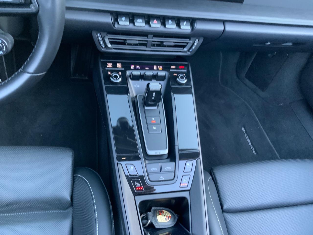 Porsche 911 Carrera 4 GTS Cabriolet FULL OPT