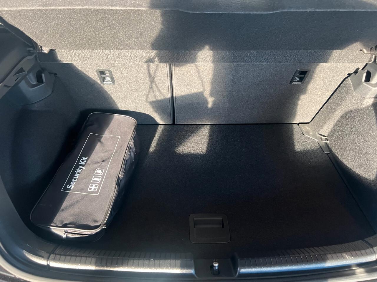 Volkswagen Polo 1.0 TSI 110 CV DSG R-Line OK NEOPATENTATI