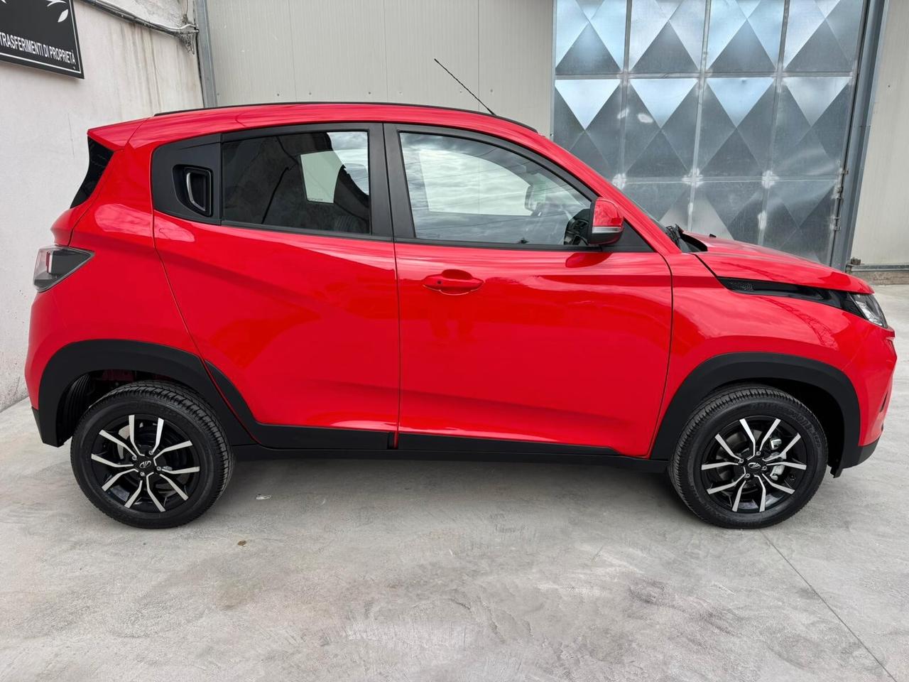 MAHINDRA KUV 100 K8 1.2 VVT 83CV 2025!!! GPL DI SERIE !!!