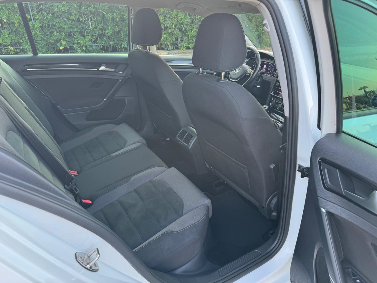 Volkswagen Golf 1.6 TDI 115 CV 5p. Executive BlueMotion Technology