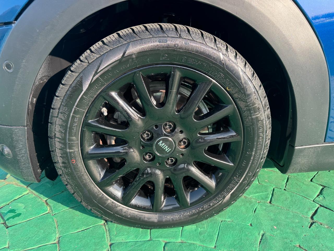 Mini Mini 1.2 One