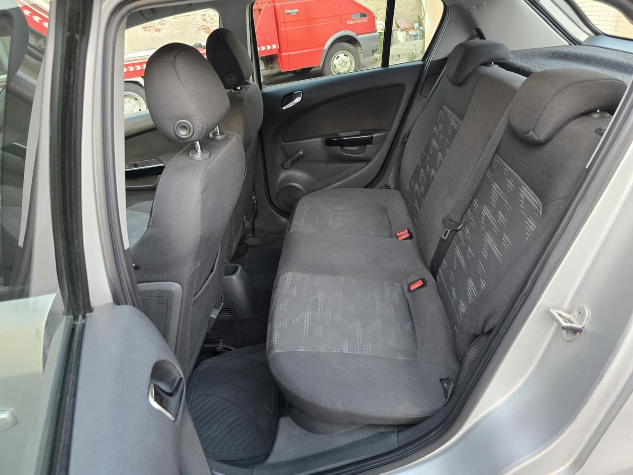 Opel Corsa 1.3 CDTI 75CV F.AP. 5 porte Sport possibilita 12 mesi garanzia