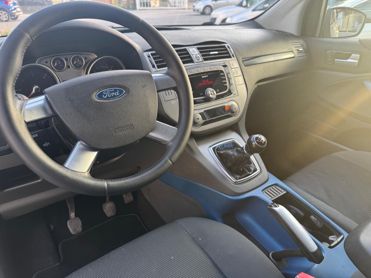 Ford Kuga 2.0 TDCi 136 CV 4WD Titanium garanzia