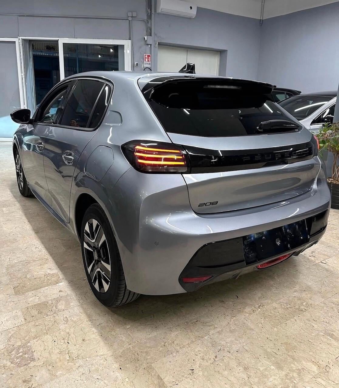Peugeot 208 PureTech 100 Stop&Start 5 porte Allure