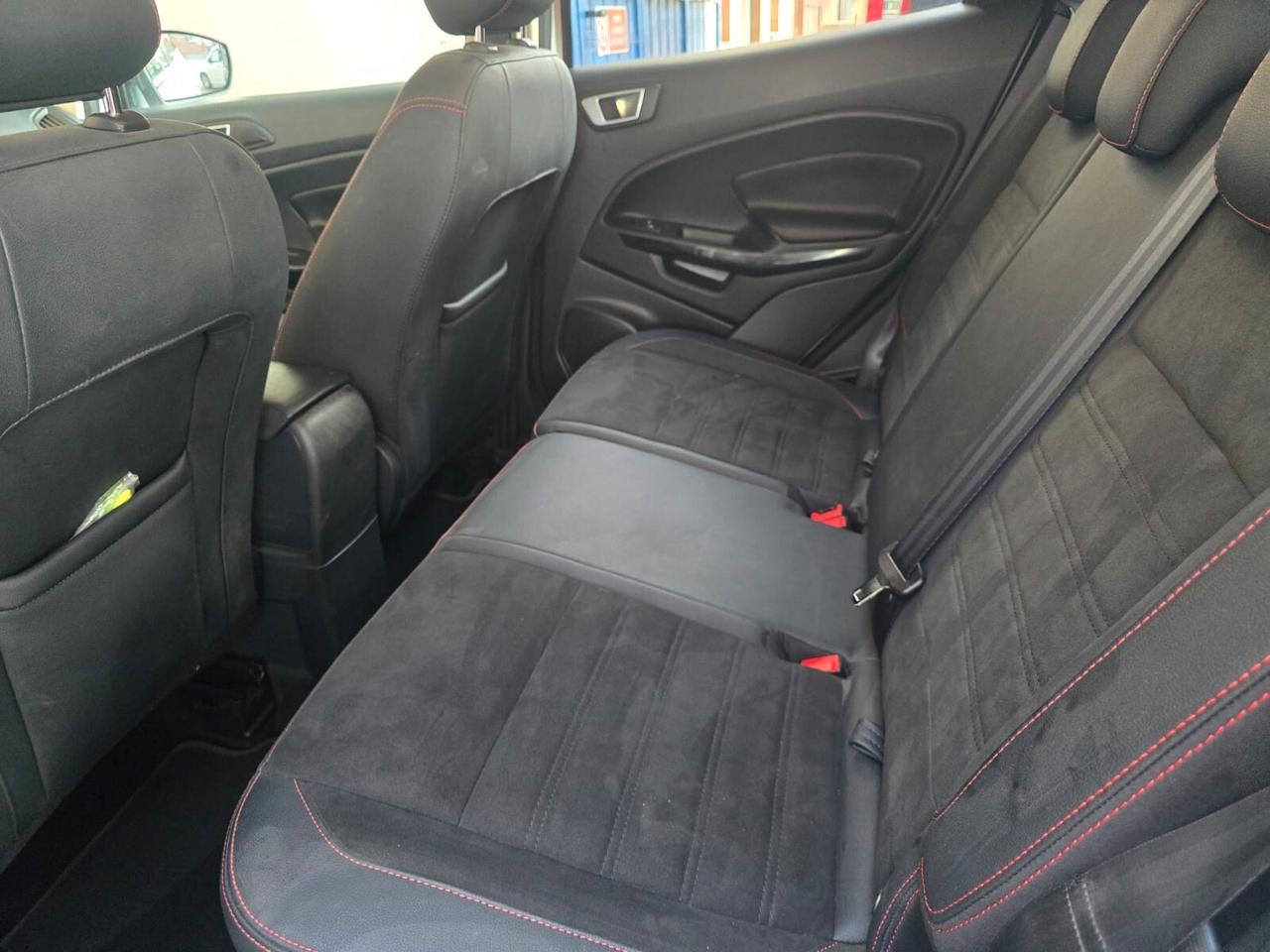 Ford EcoSport 1.0 EcoBoost 125 CV Start&Stop aut. ST-Line Black Edition rata da 145 mese