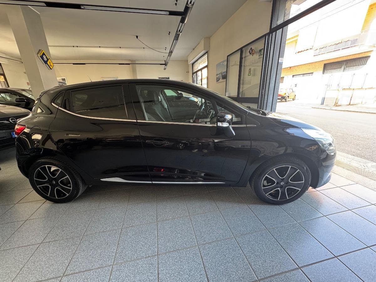 RENAULT - Clio - 1.5 dCi 8V 90 CV S&S 5p.Energy NEOPATENTATI/ NAVIGATORE/ RETROCAMERA