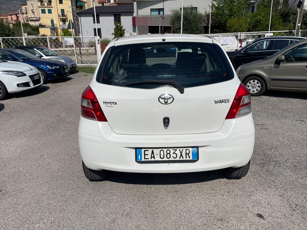 Toyota Yaris 1.0 5 porte