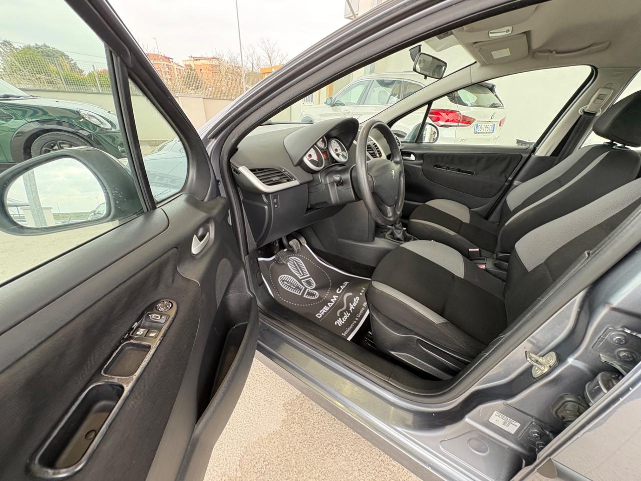 Peugeot 207 1.4 HDi 70CV 5p. Energie