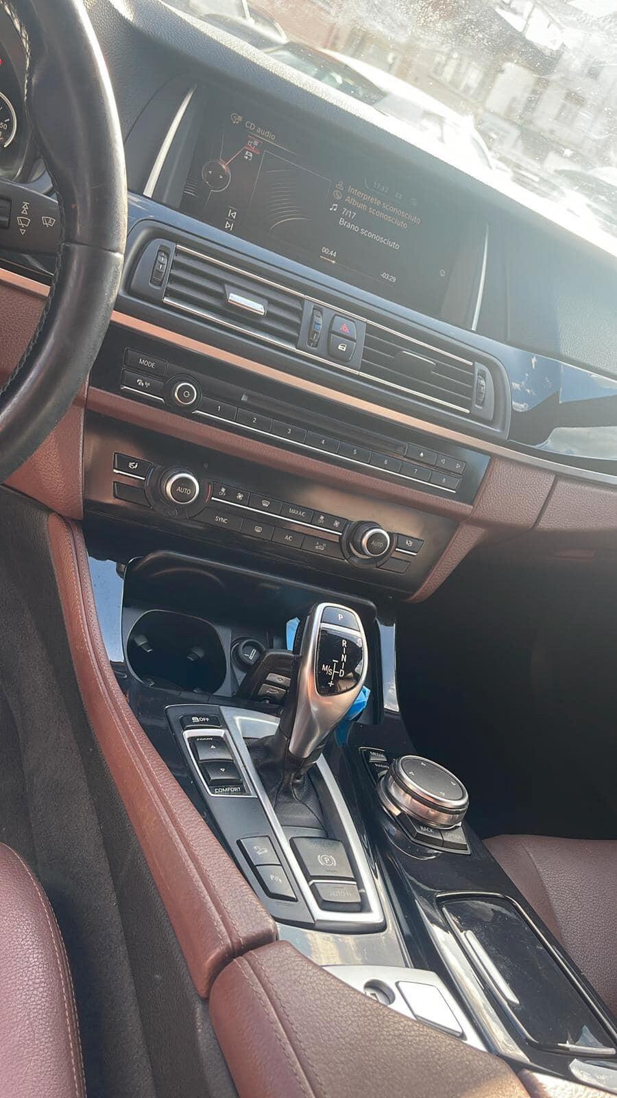 Bmw 525 525d xDrive Luxury