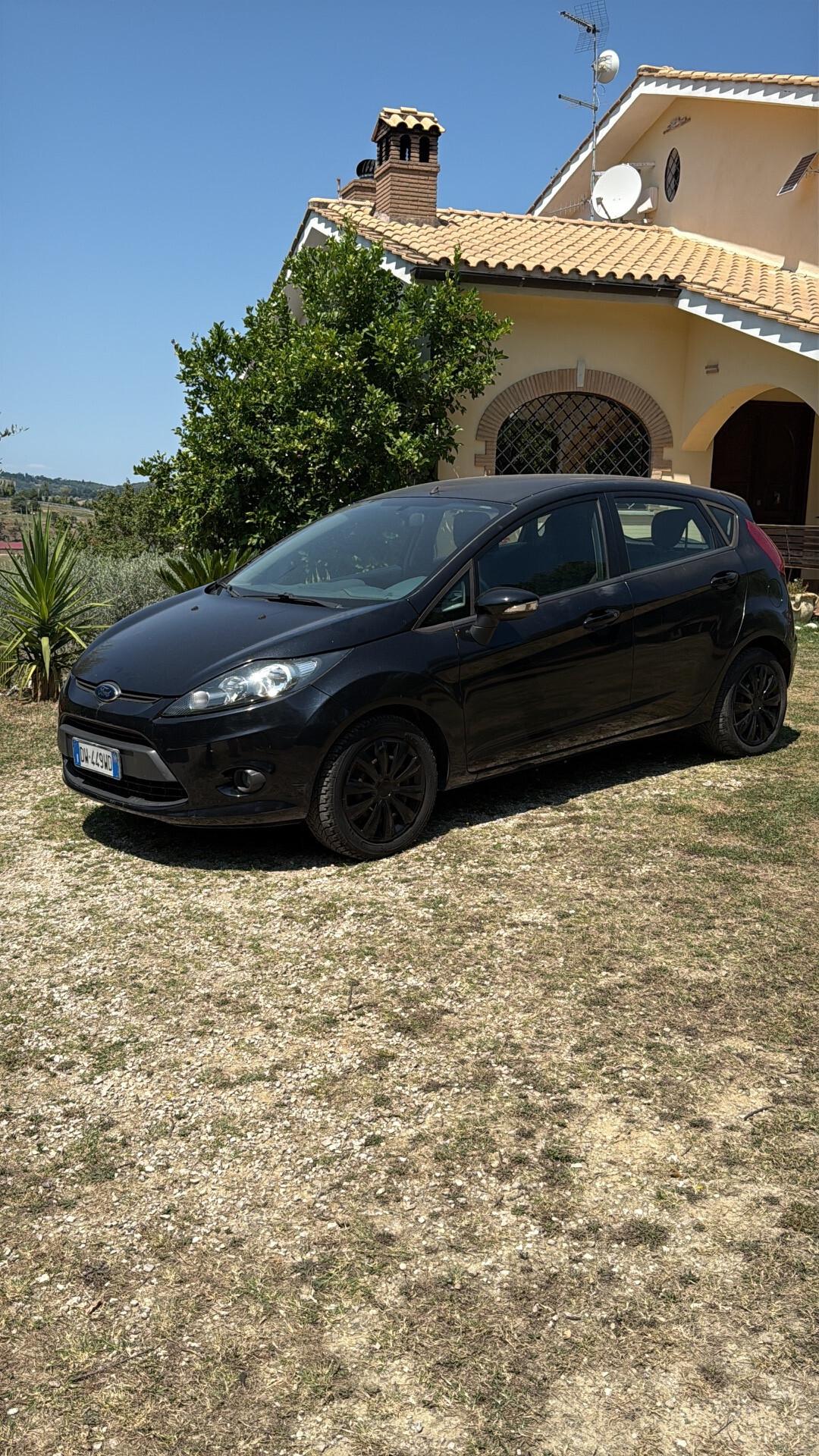 Ford Fiesta 1.4 3 porte Bz.- GPL Titanium
