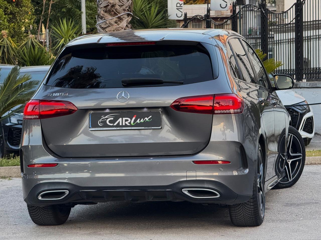 Mercedes-Benz B 180 d Premium AMG PACK LUCI