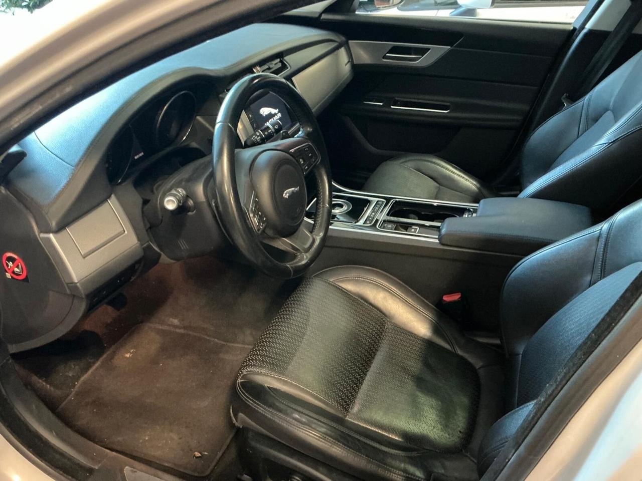 Jaguar XF 3.0d Presugire Bussniess 2015 300cv