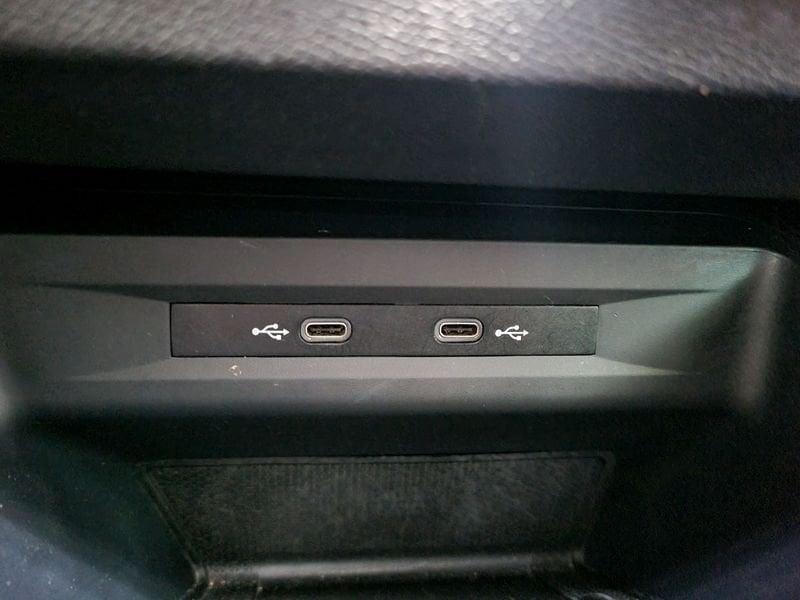 SEAT Leon 1.5 eTSI 150cv XCELLENCE DSG