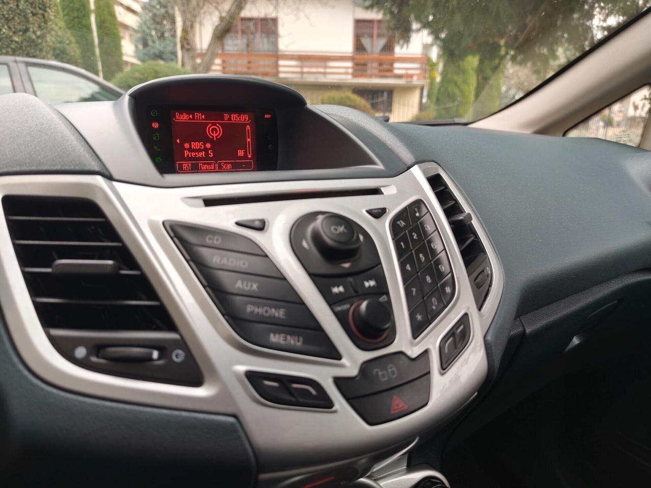 Ford Fiesta 1.4 TDCi 5p. Titanium