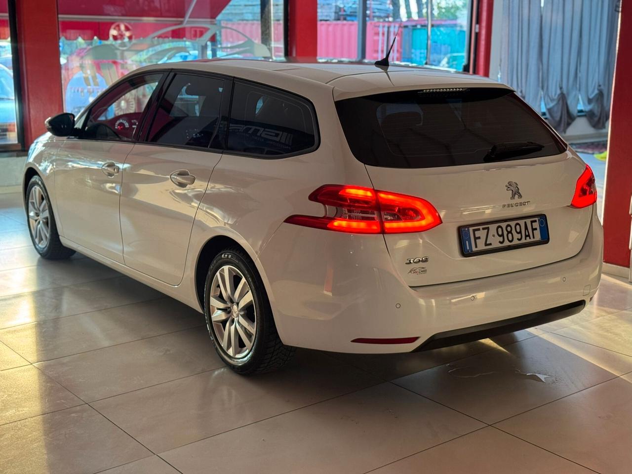 Peugeot 308 BlueHDi 100 S&S SW Business