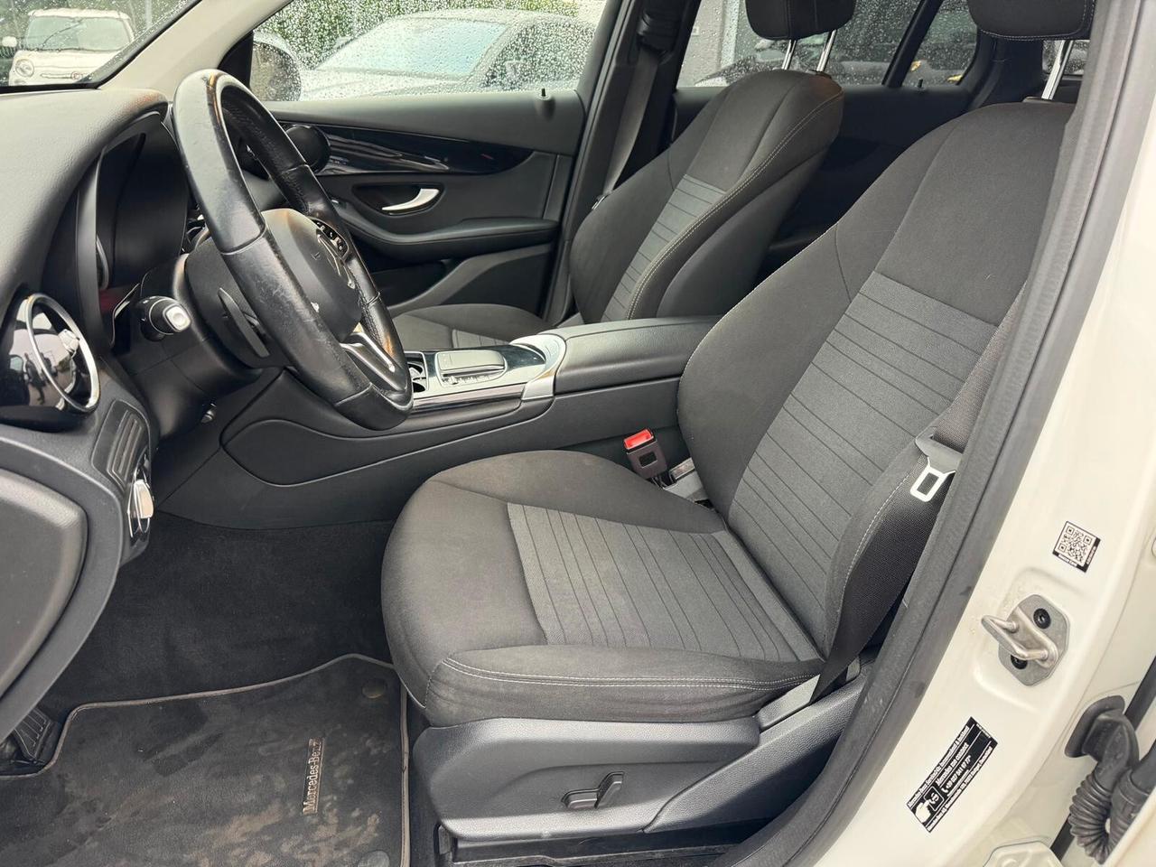 Mercedes-benz GLC 300 de 4Matic Plug-in hybrid Business