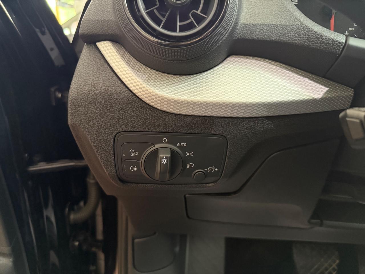 Audi Q2 2.0 TDI QUATTRO S tronic E6