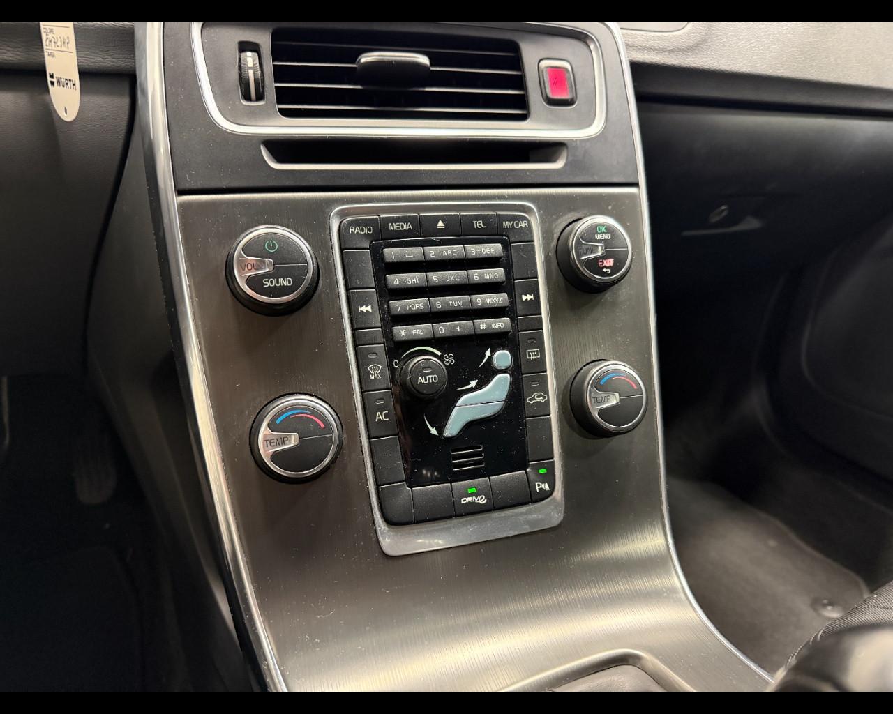 VOLVO V 60 2.0 D4 VED (D3) MOMENTUM