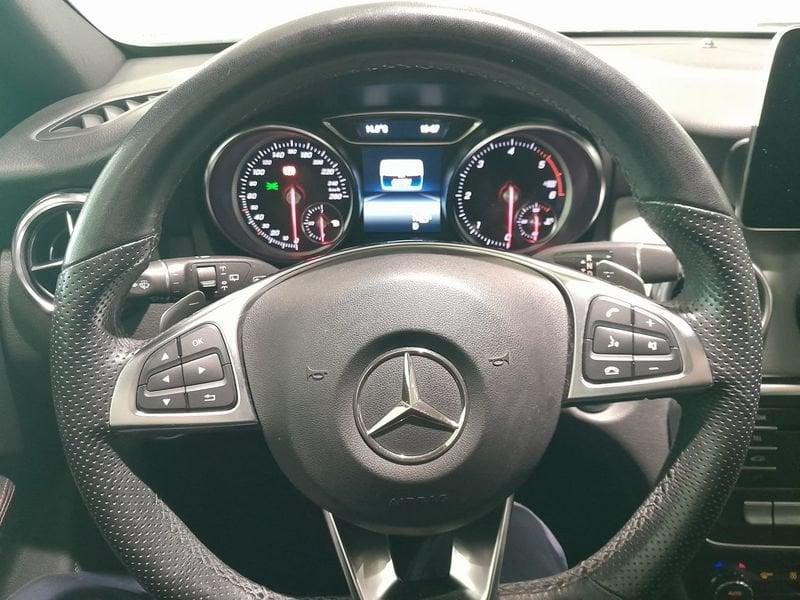 Mercedes-Benz GLA 200 d Premium auto