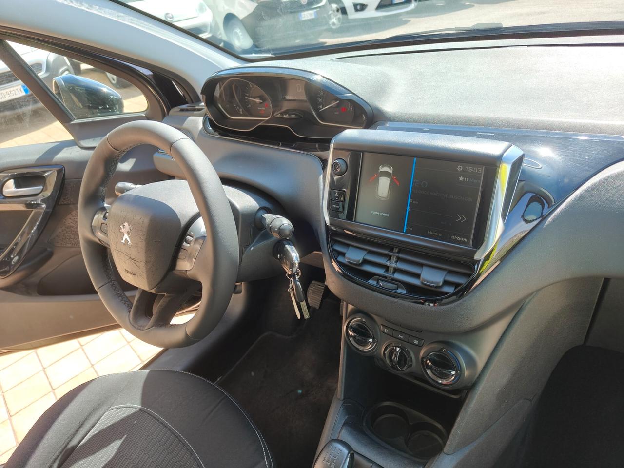 Peugeot 208 BlueHDi 100 S&S 5p. Mix