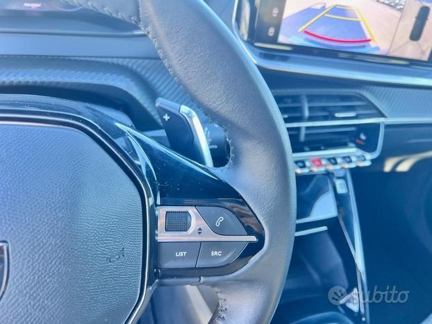 PEUGEOT 2008 PureTech 130 S&S EAT8 Allure