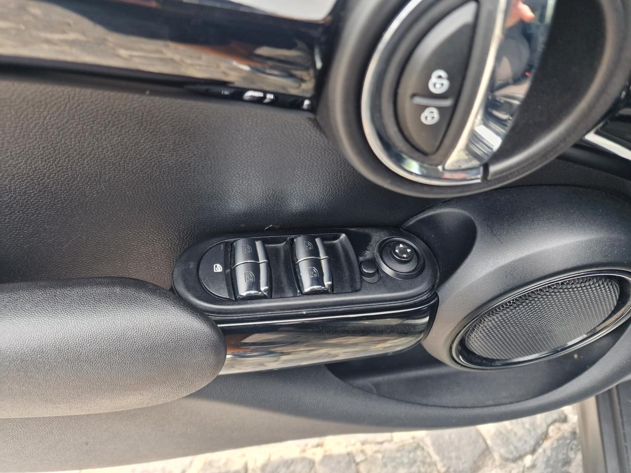 Mini 1.5 Cooper D cambio automatico