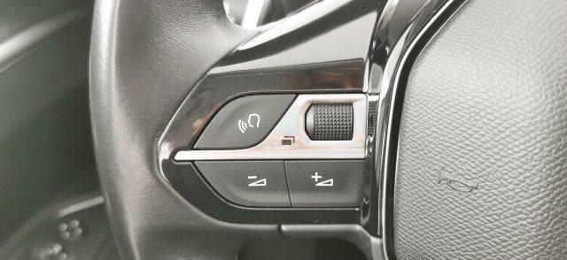 PEUGEOT 3008 Hybrid 225 e-EAT8 GT