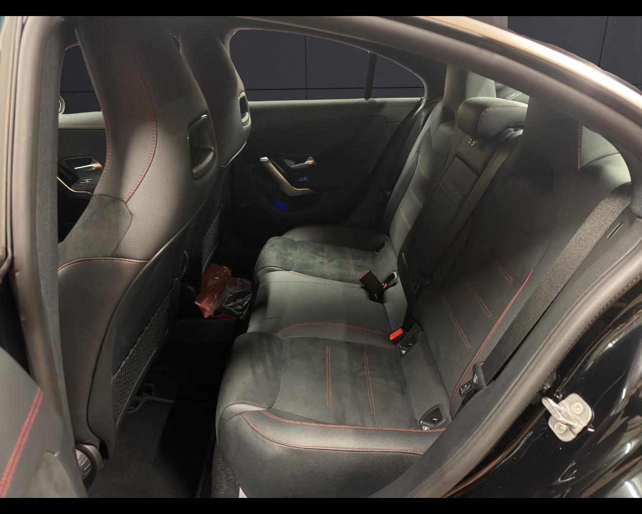 Mercedes-Benz CLA 180 Automatic AMG Line Premium Plus AMBIENT LIGHT!