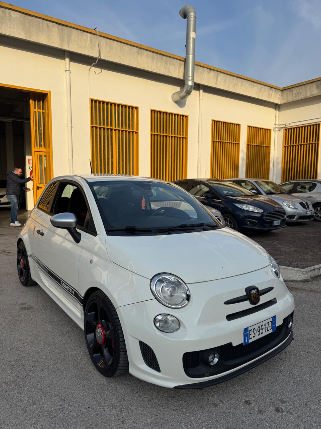 Abarth 595 1.4 Turbo T-Jet 160 CV Competizione