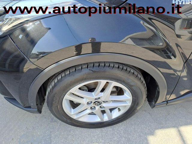 TOYOTA C-HR 1.8 Hybrid E-CVT Active
