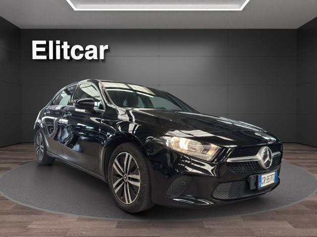 MERCEDES-BENZ A 180 Sport