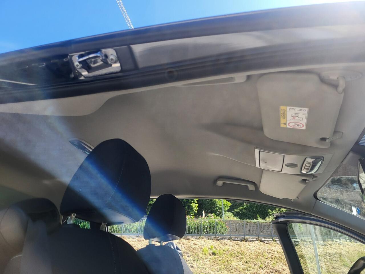 Ford B-Max 1.5 TDCi-EURO 6B-NAVI-PARK PILOT