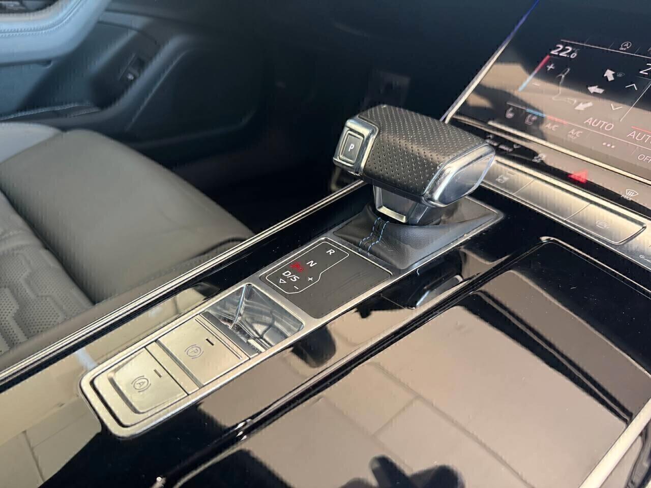 Audi RS6 RS 6 Avant 4.0 TFSI V8 quattro Ruote posteriori sterzanti