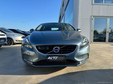 VOLVO V40 D2 1.6 Business