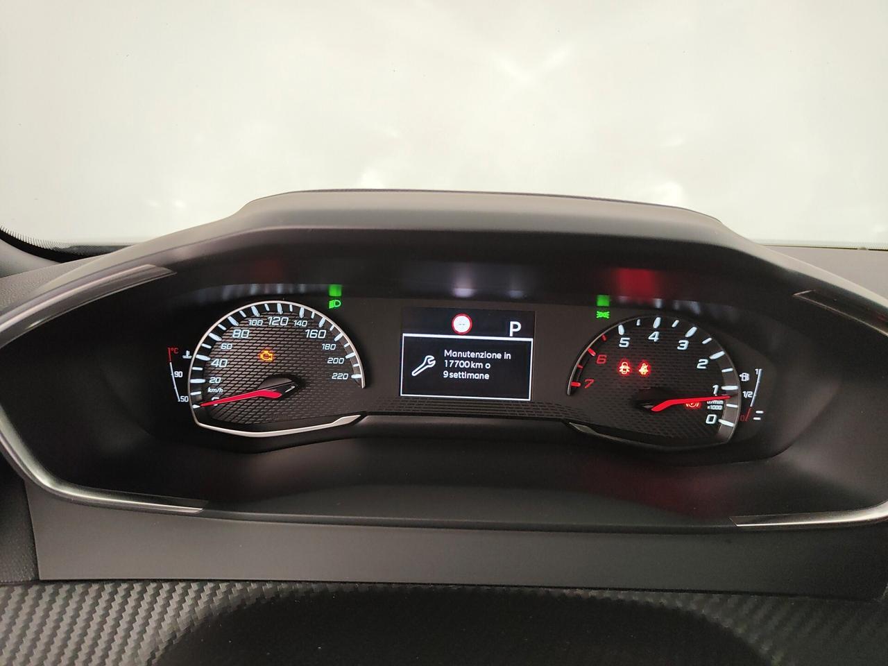 Peugeot 2008 BlueHDi 130 S&S EAT8 Allure
