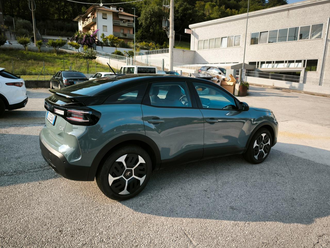 Citroen C4 Hybrid 136 e-DCS6 Plus