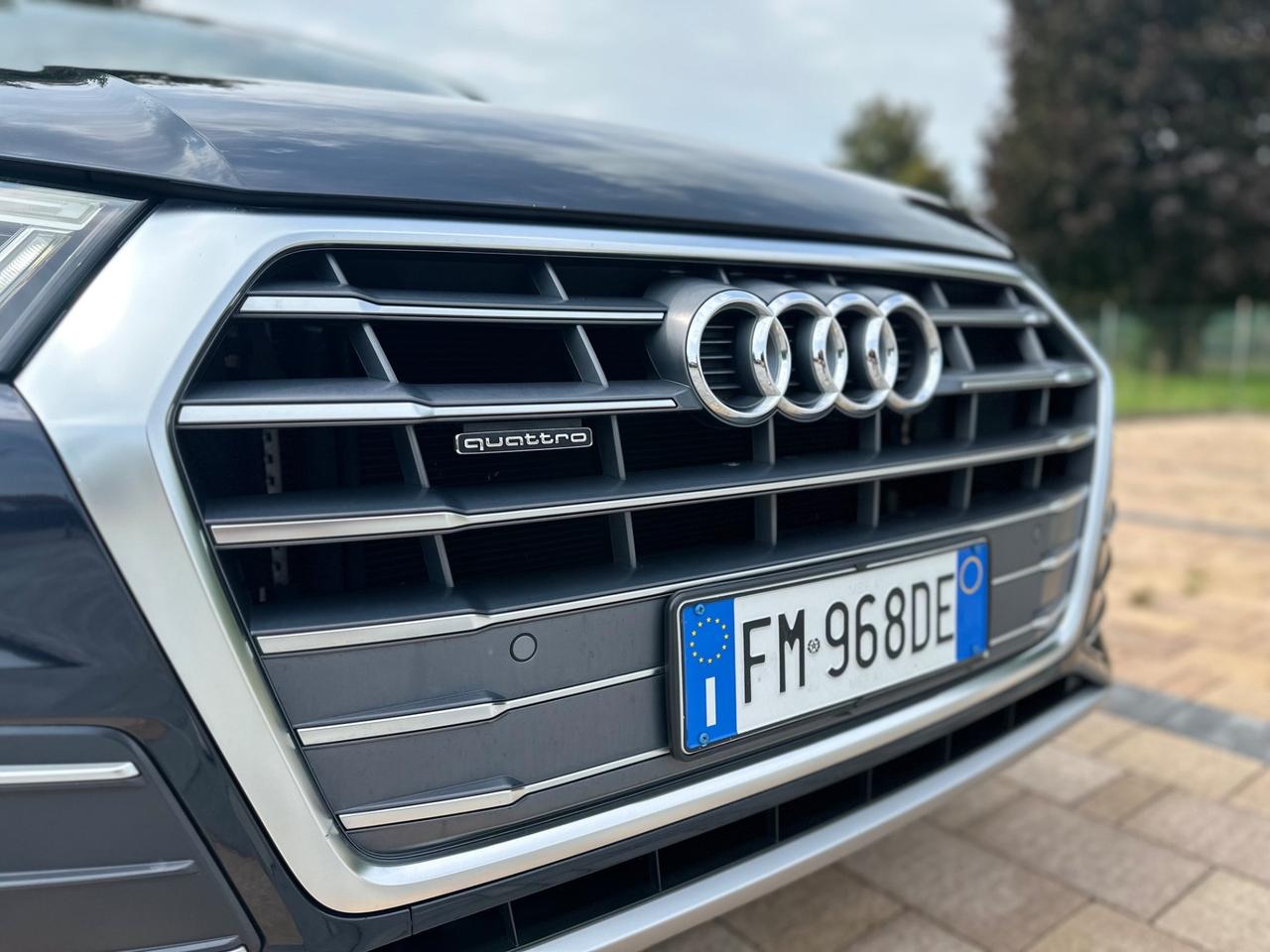 Audi Q5 2.0 TDI quattro S tronic Business