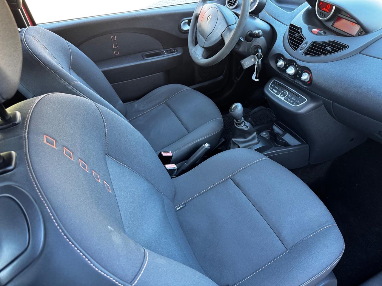 Renault Twingo 1.2 GPL Le Iene neopatentati