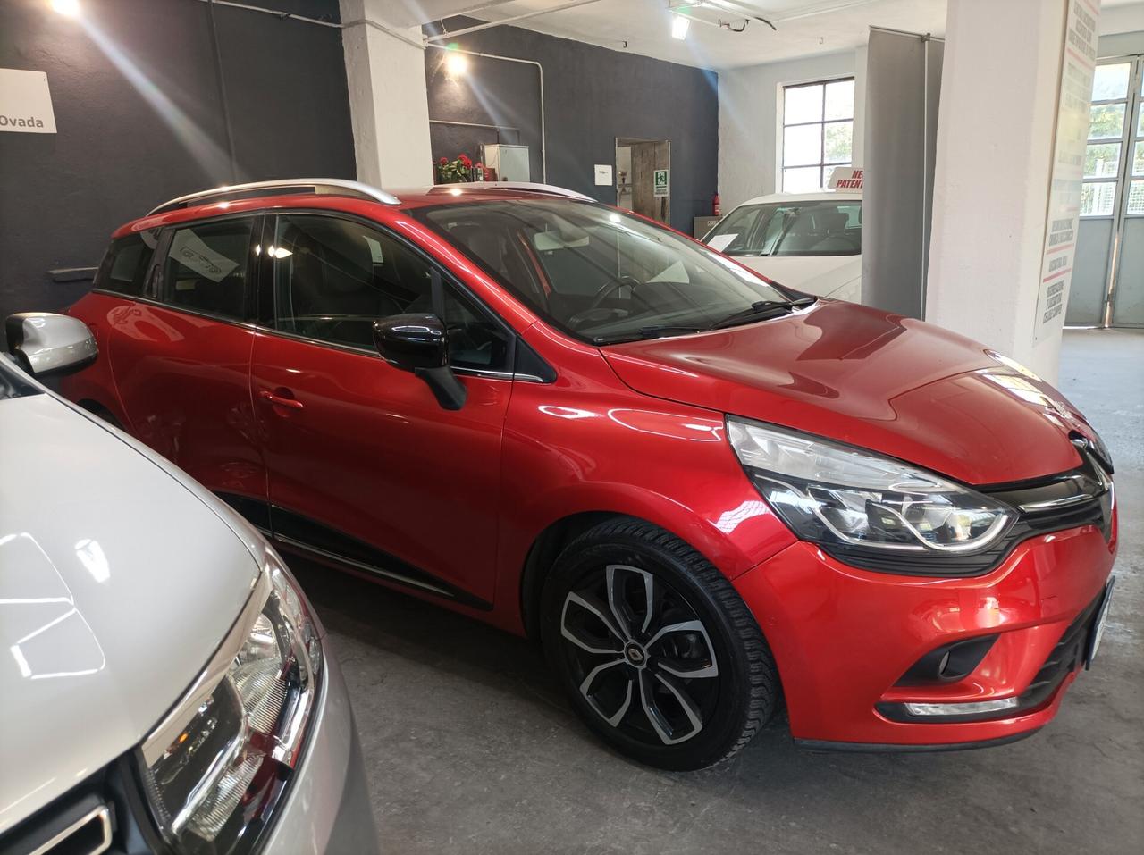 Renault Clio Sporter dCi 90 CV Moschino 2018 sOLO 141000Km