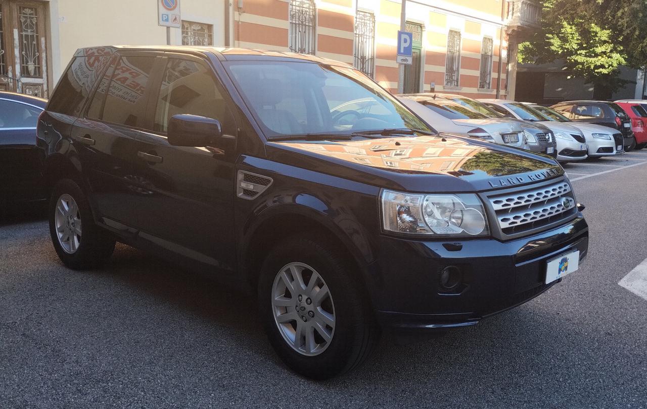 Land Rover Freelander 2.2 SD4 S.W. SE