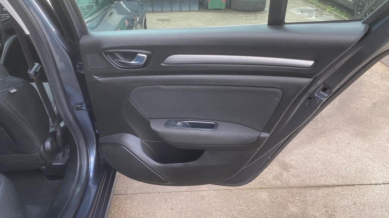 Renault Megane Mégane Blue dCi 115 CV EDC Business