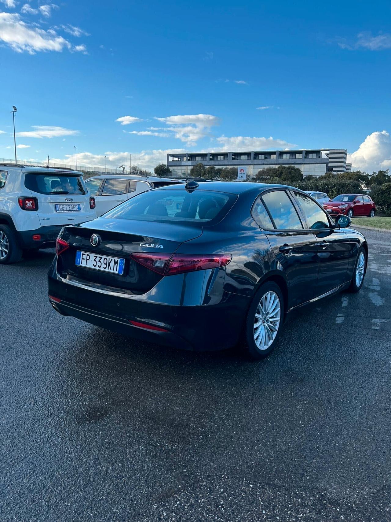 Alfa Romeo Giulia 2.2 Turbodiesel 136 CV AT8 Business