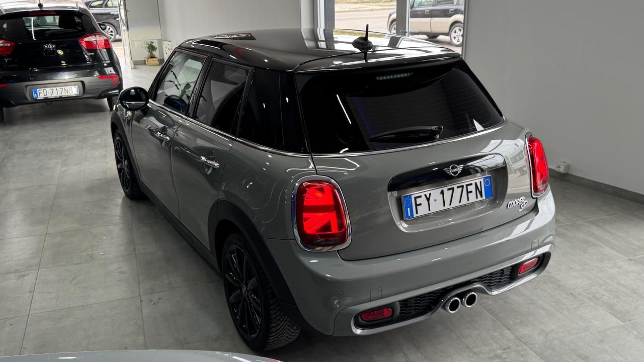 Mini 2.0 Cooper SD aut. Hype 5 porte-2019